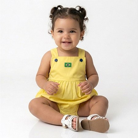 Macacão Bebê Amarelo Brasil Jardineira Menina Copa do Mundo 100% Algodão