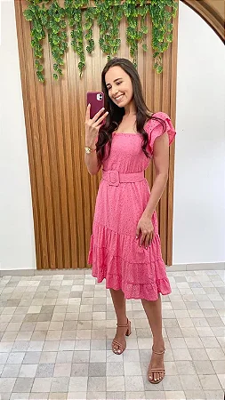 Vestido Rosa em lese de algodão, acompanha o cinto