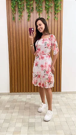 Vestido em tule estampado com flores, com manga flare, amarração na cintura