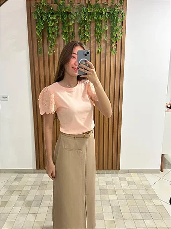 blusa rosa claro com manga bufante