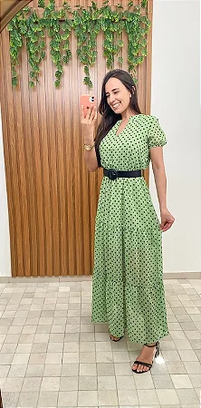 Vestido verde com bolinhas