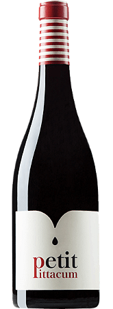 AZUL - MINIMO DE R$ 500,00 COM VINHOS PODENDO SEREM MISTURADOS DA IMPORTADORA AZUL -ESPANHOL  "VIÑEDOS Y BODEGAS PITTACUM" - BIERZO-PITTACUM PETIT TTO 2023