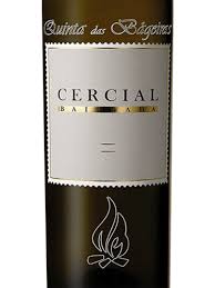 NA COMPRA DE 03 GARRAFAS IRÁ NA CAIXA DE MADEIRA - QUINTA DAS BAGEIRAS CERCIAL 2021