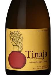 NATURE WINES - VITIVINÍCOLA YUMBEL TINAJA MOSCATEL LARANJA 2023