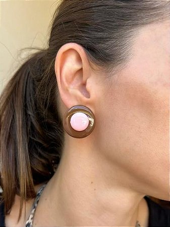 Brinco Botão Duplo Resina Rosa
