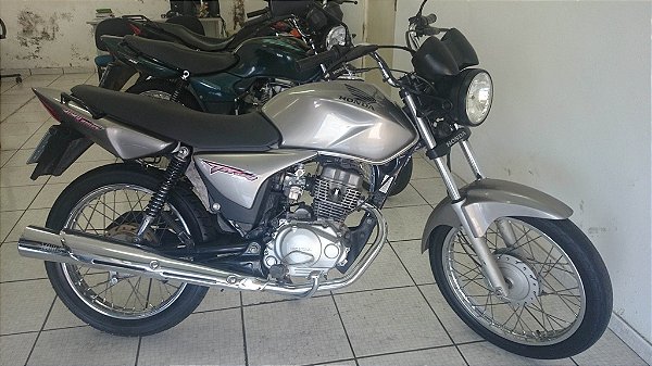 Titan 150 ES