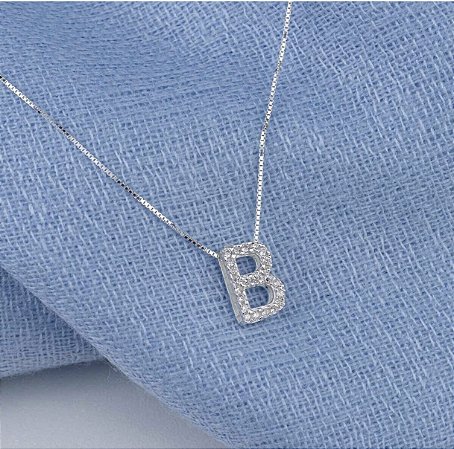 Colar com pingente Letra B cravejado prata 925