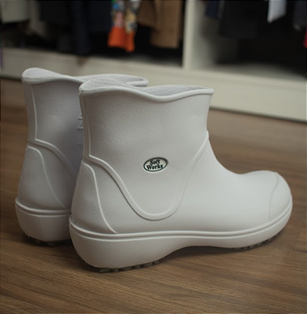 Bota Cano Curto