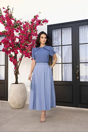 Conjunto Saia Midi e Blusa