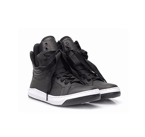 bota collab juju salimeni