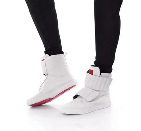 bota collab juju salimeni