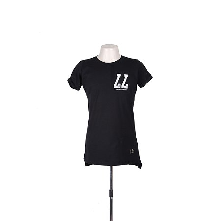 CAMISETA CAU7 PRETA ESTAMPADA