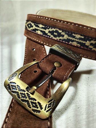 Cinto de Couro Nobuck com Faixa Grega - Estilo Gaúcho