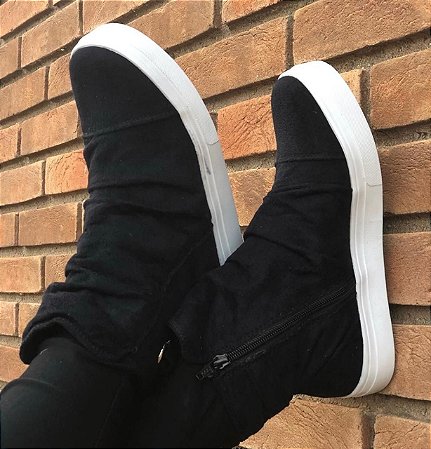 bota de camurça preta