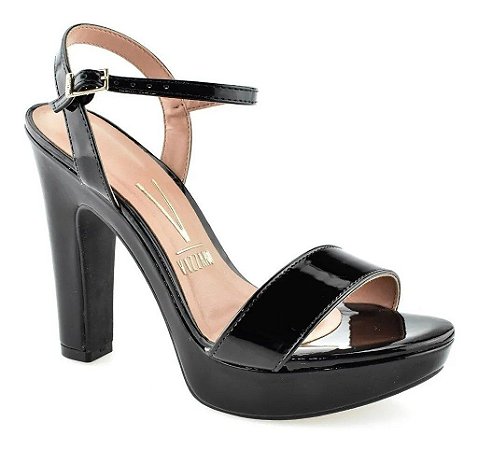 sandalia salto grosso verniz