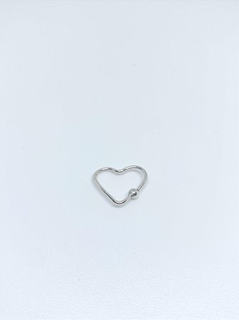 Piercing de prata coração com bolinha