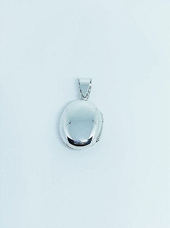 Pingente de prata relicário oval 15mm x 17mm