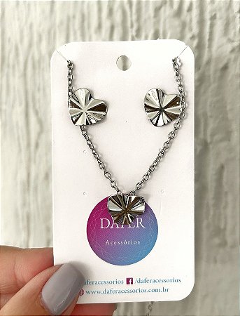 Conjunto de aço coração ondulado