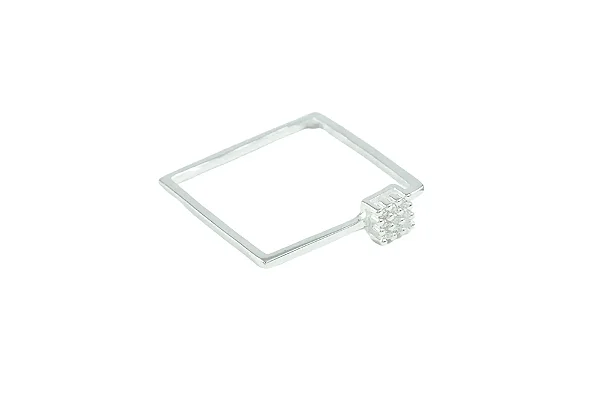 Anel de prata quadrado fino com quadrado de zircônias