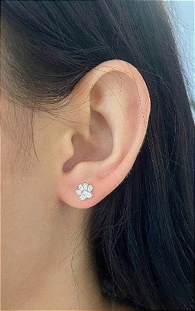 Brinco de prata patinha com zircônias