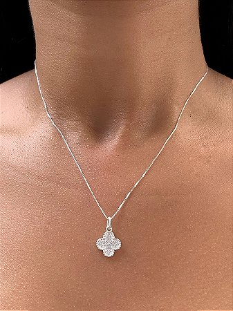 Colar de prata trevo cravejado