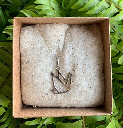 Colar com pingente de TSURU em prata