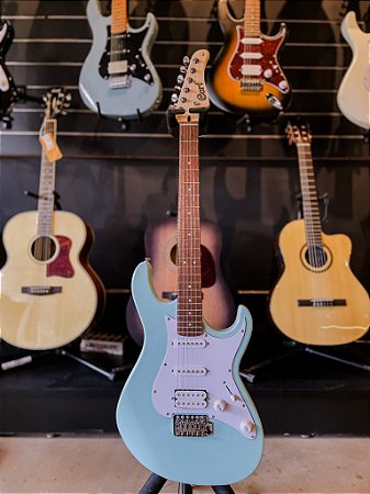 Guitarra Cort G 200 Skb