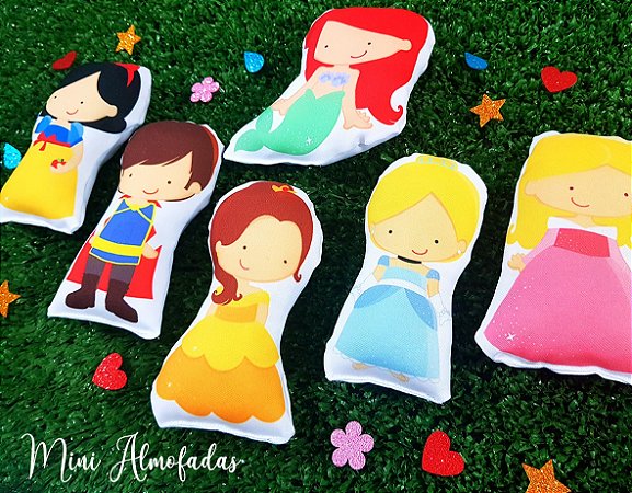 6 Mini-Almofadas Recortadas Princesas
