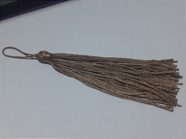 Tassel - marrom