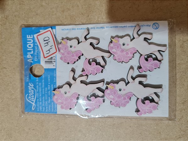 APM3-207- APLIQUE EM MDF -UNICORNIOS