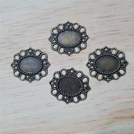 Tag para Chaton Oval 14x10mm - Pacote com 06 unidades-  Ouro velho