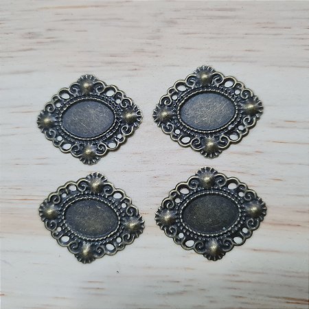 Tag para Chaton Oval 14x10mm - Pacote com 06 unidades-  Ouro velho