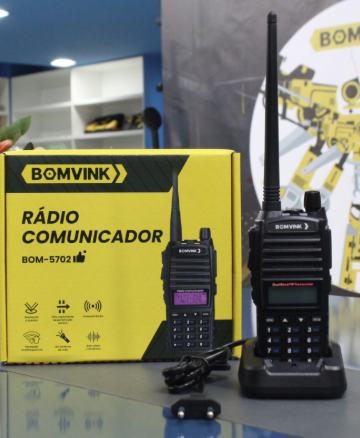 Rádio Dual Band Bomvink - modelo UV82