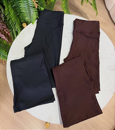 Calça flare flanelada