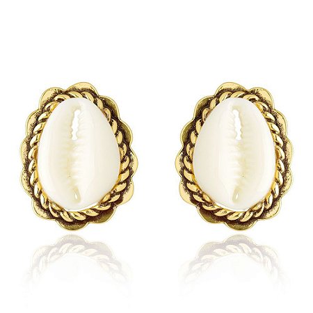 BRINCO BOTÃO BUZIO COM CAIXA DE METAL DOURADO NADIA GIMENES