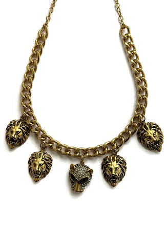 COLAR CURTO LEÃO ROSANA BERNARDES