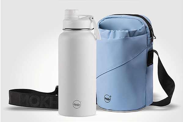 Kit garrafa térmica inox Facy 960ml white e bolsa Shoulder Bottle azul