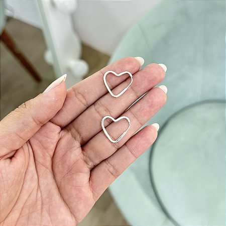 Brinco Argola Coração Fio Quadrado - Prata 925