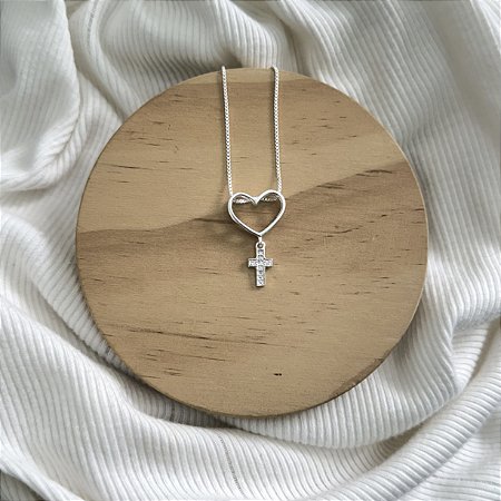 Colar Coração Vazado com Cruz -  Prata 925