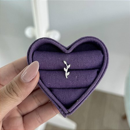 Brinco Piercing Ramo de Folhas Base Reta - Prata 925 e Aço