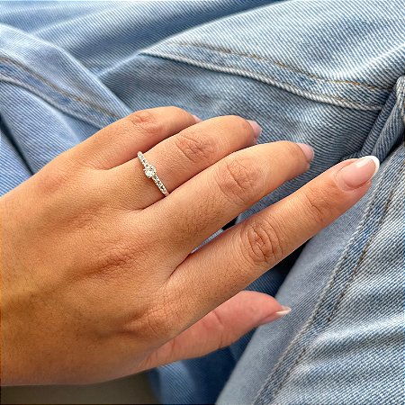 Anel Solitário Quadrado Cravejado - Prata 925