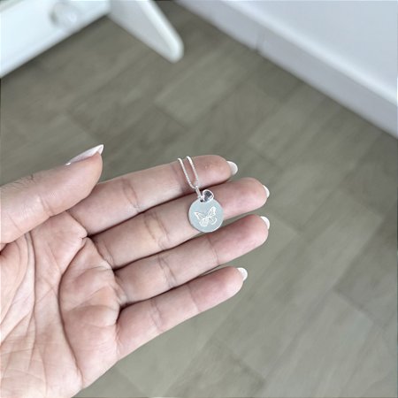 Colar Plaquinha com Borboleta e Coração Lilás - Prata 925