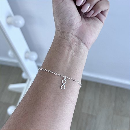 Pulseira com Infinito Pendurado - Prata 925