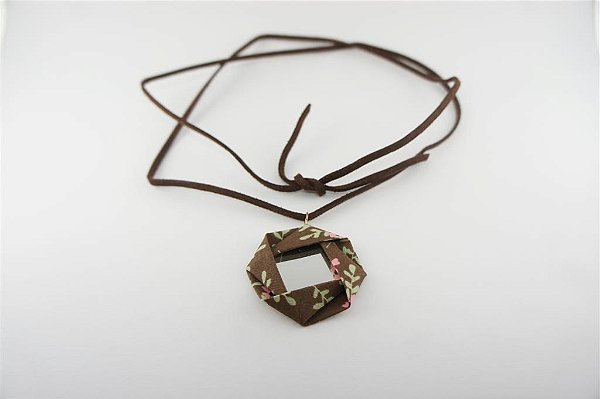 Colar de orinuno (tecido)