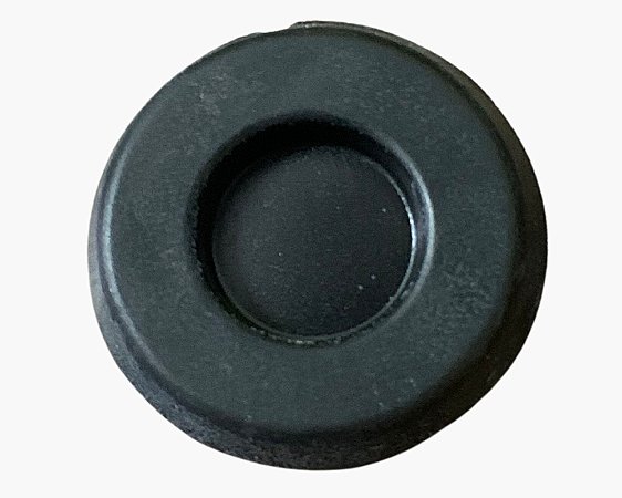 Tampão De Acabamento Assoalho Traseiro Da Cabine Central