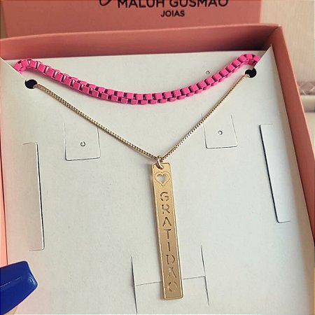 Kit Com 02 Colares Sendo Um Colar Rosa Neon e Outro Colar Gratidão Banhado Em Ouro 18K