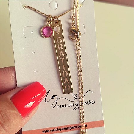 Colar Plaquinha Gratidão e Zircônia  Rosa Banhado em Ouro 18K