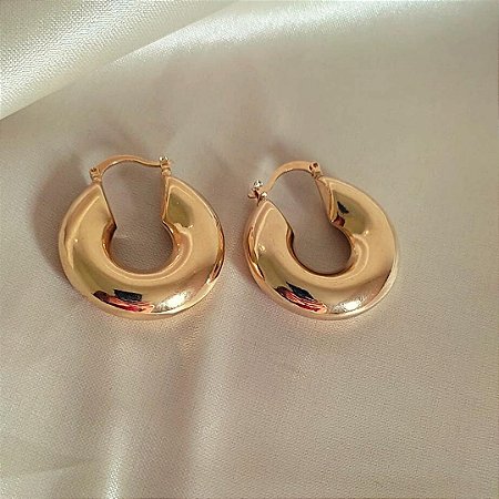 Brinco de Argola Tubular Banho em Ouro em 18K