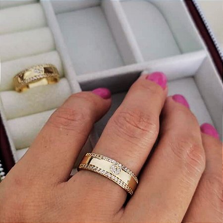 Anel Aliança Com Coração Cravejado Com Zircônias Banho em Ouro 18K