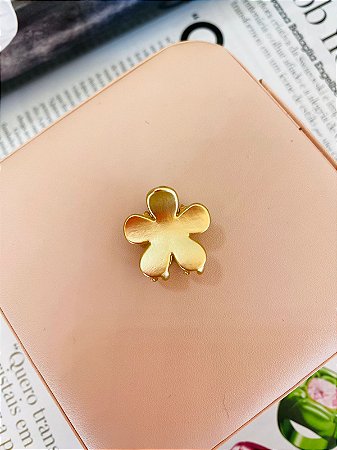 Prendedor Florzinha Dourado